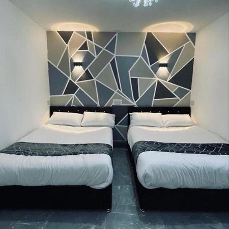 Entire 5 Star Luxury Whalley House Wifi Tv Luxury バーンリー エクステリア 写真