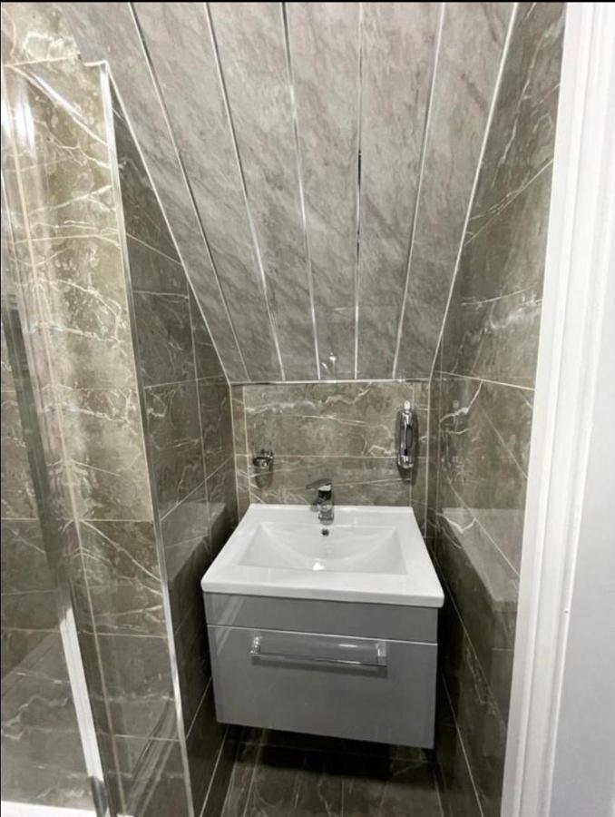Entire 5 Star Luxury Whalley House Wifi Tv Luxury バーンリー エクステリア 写真